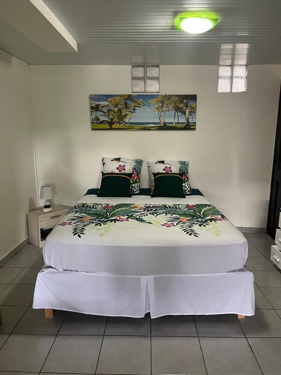 Agreable Appartement En Rez-De-Jardin A 450M De La Mer Sainte-Anne Eksteriør billede