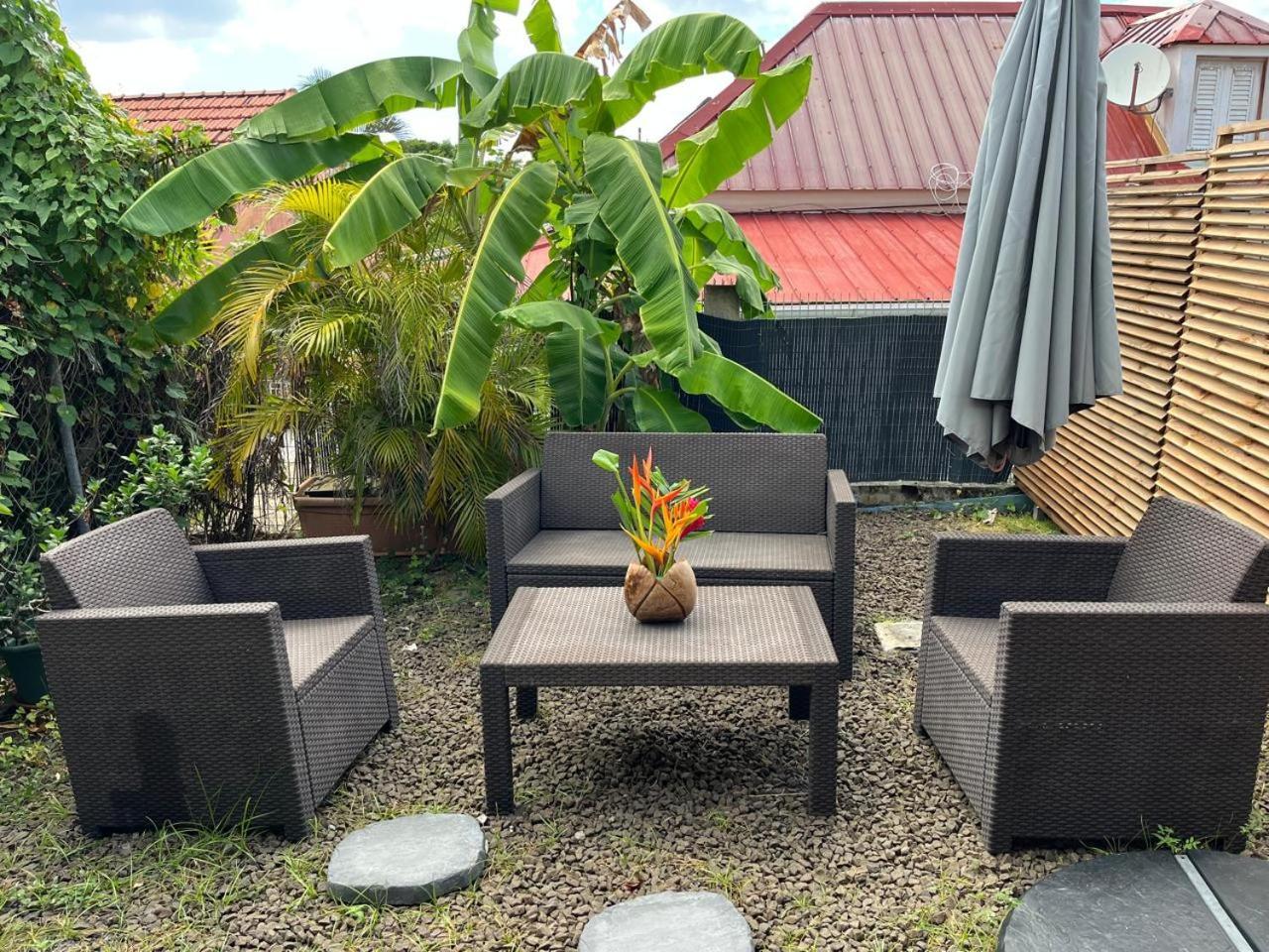 Agreable Appartement En Rez-De-Jardin A 450M De La Mer Sainte-Anne Eksteriør billede